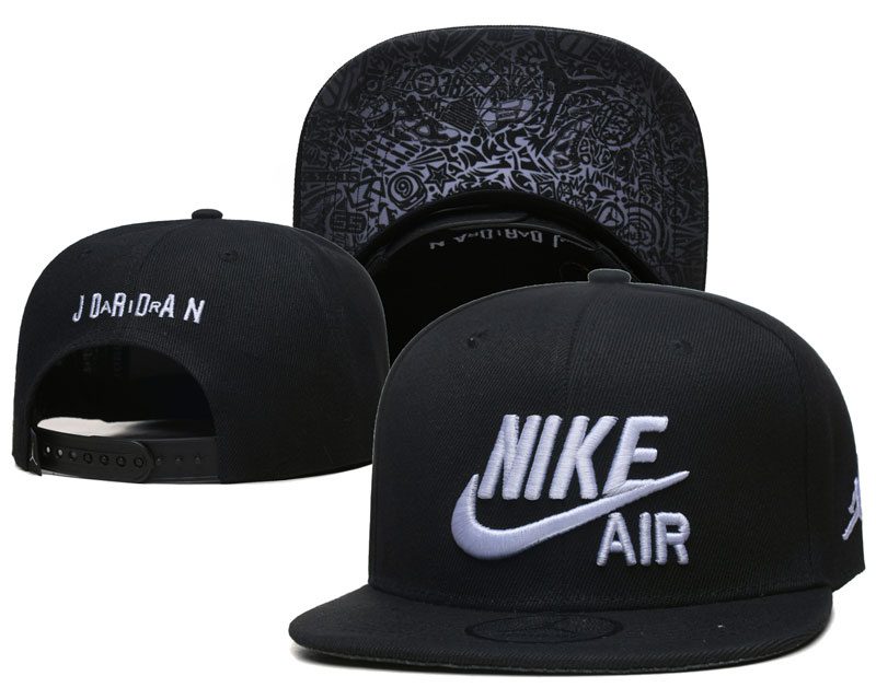 Black/White Hat