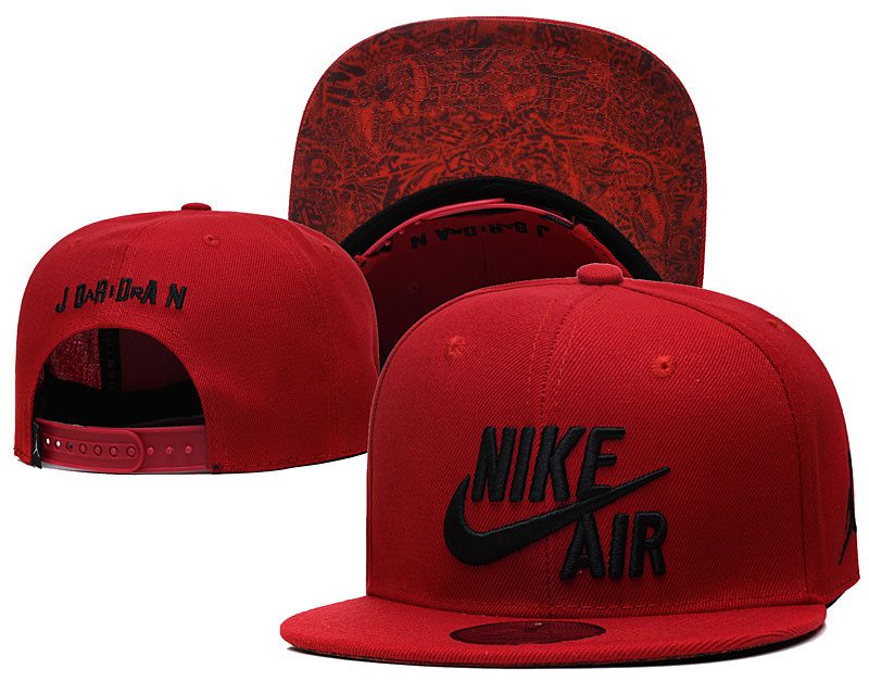 Red/Black Hat