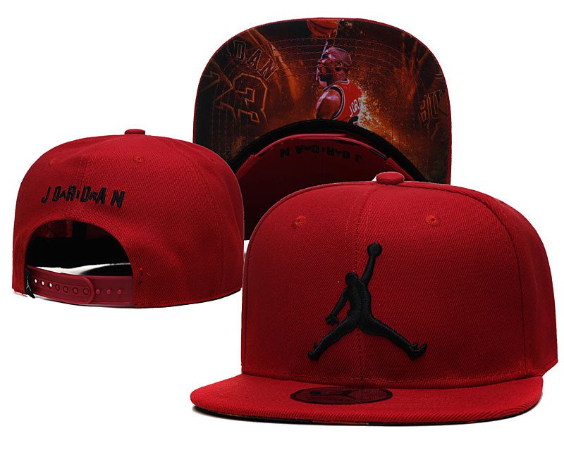 Red/Black Hat