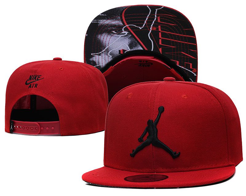 Red/Black Hat