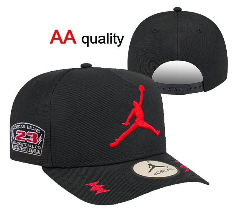 Black/Red Hat