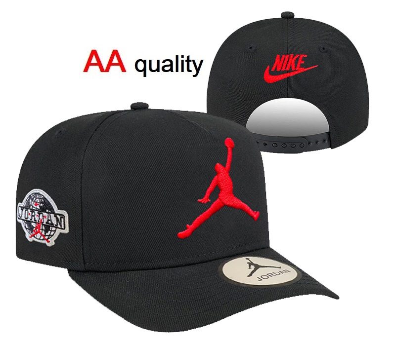 Black/Red Hat