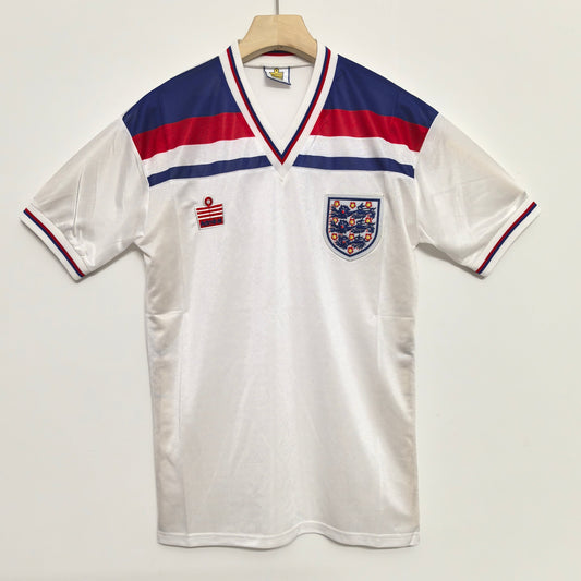 Retro England 82