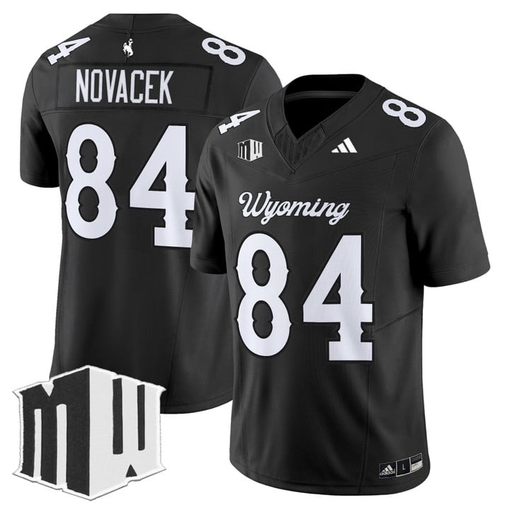 Black - Jay Novacek