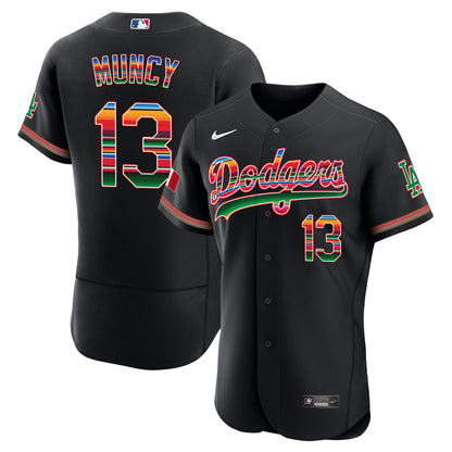 Black - Max Muncy