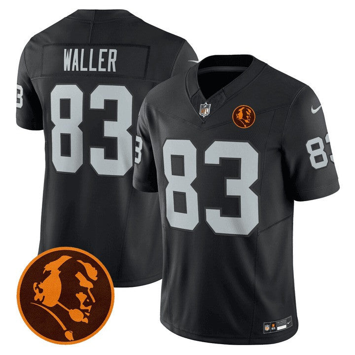 Black - Darren Waller