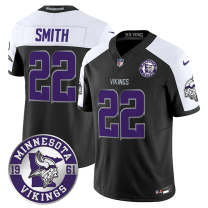 Black Alternate - Harrison Smith