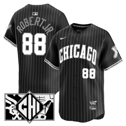 Black (B&W) - Luis Robert Jr.