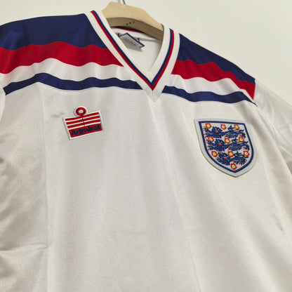 Retro England 82