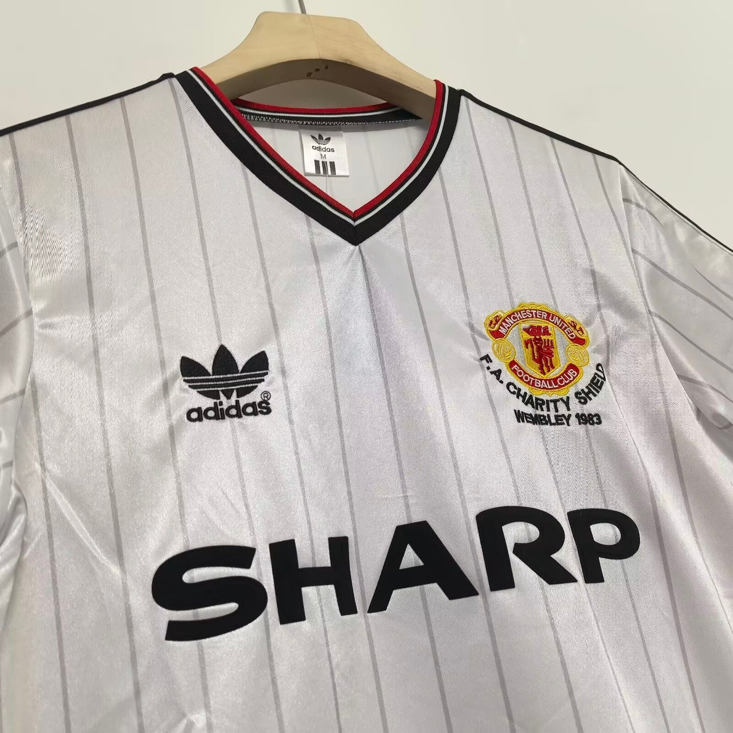 Retro Manchester United 82-83