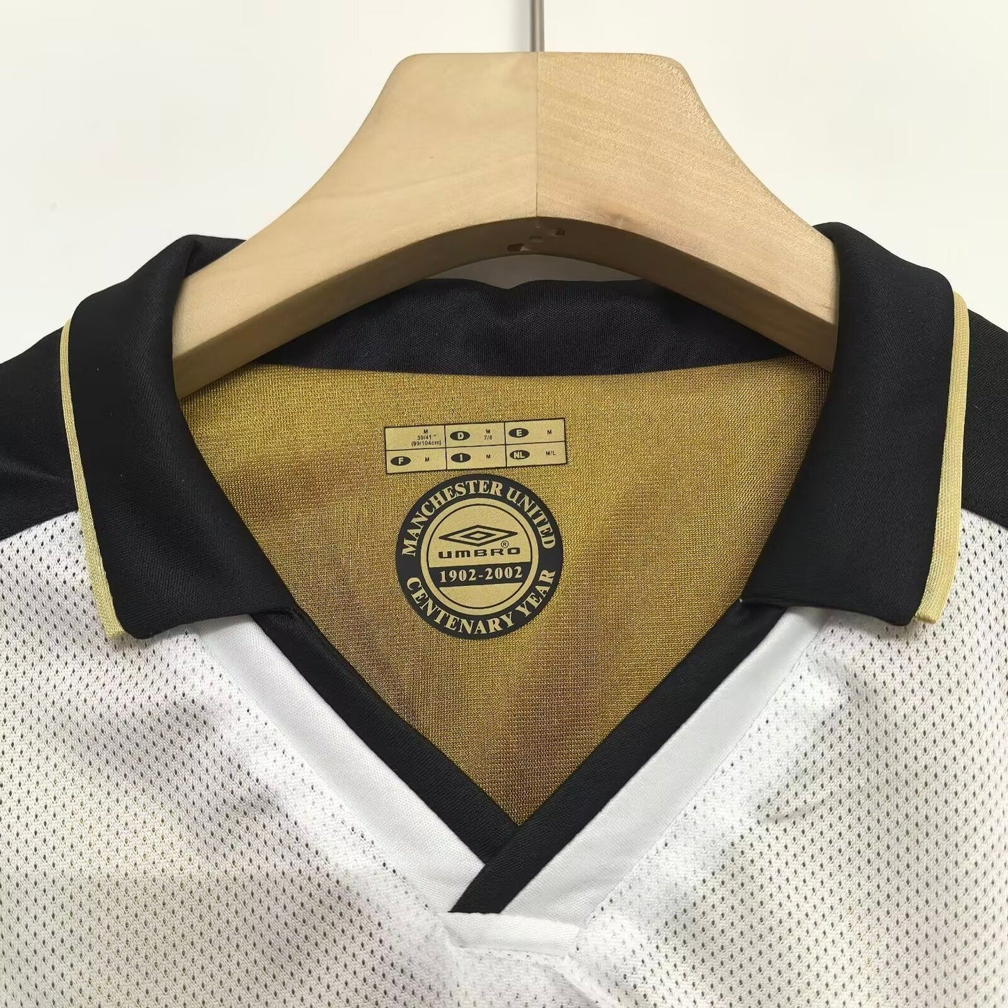 Retro Manchester United 01-02