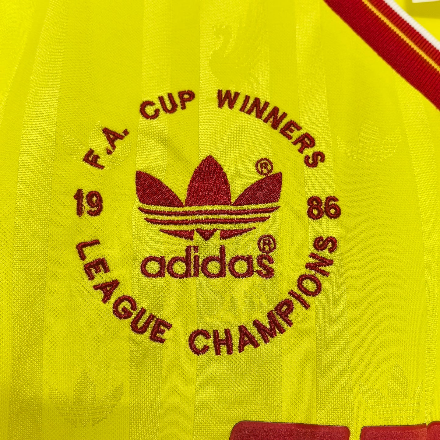 Retro Liverpool 85-86