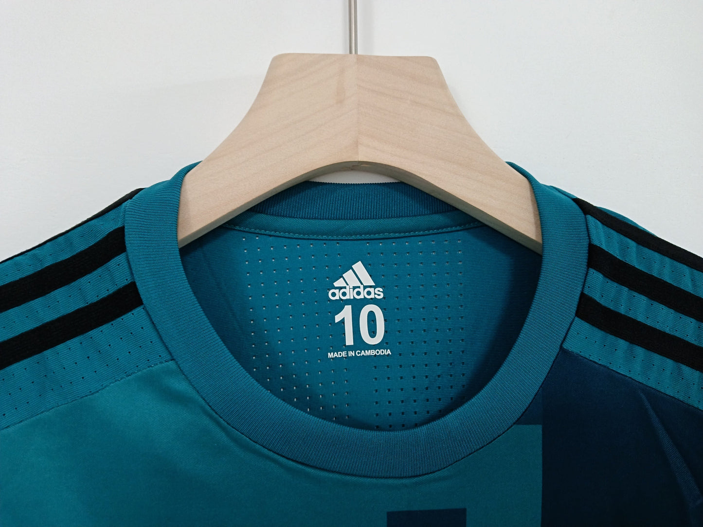 Retro Real Madrid 17-18