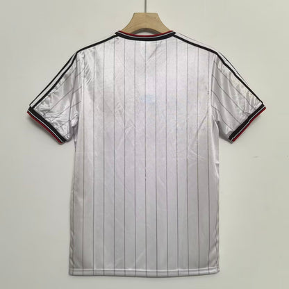 Retro Manchester United 82-83