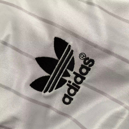 Retro Manchester United 82-83