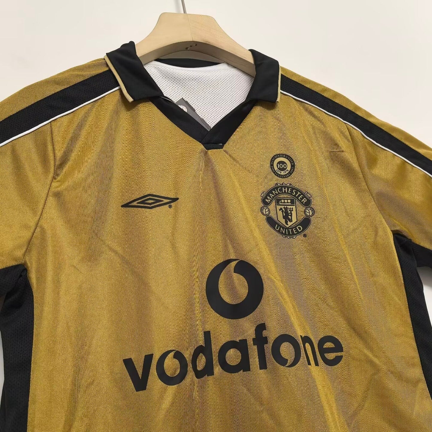 Retro Manchester United 01-02
