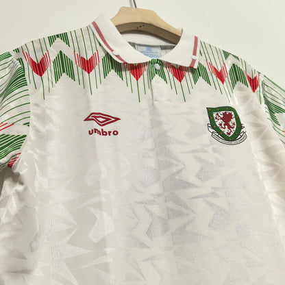 Retro Wales 90