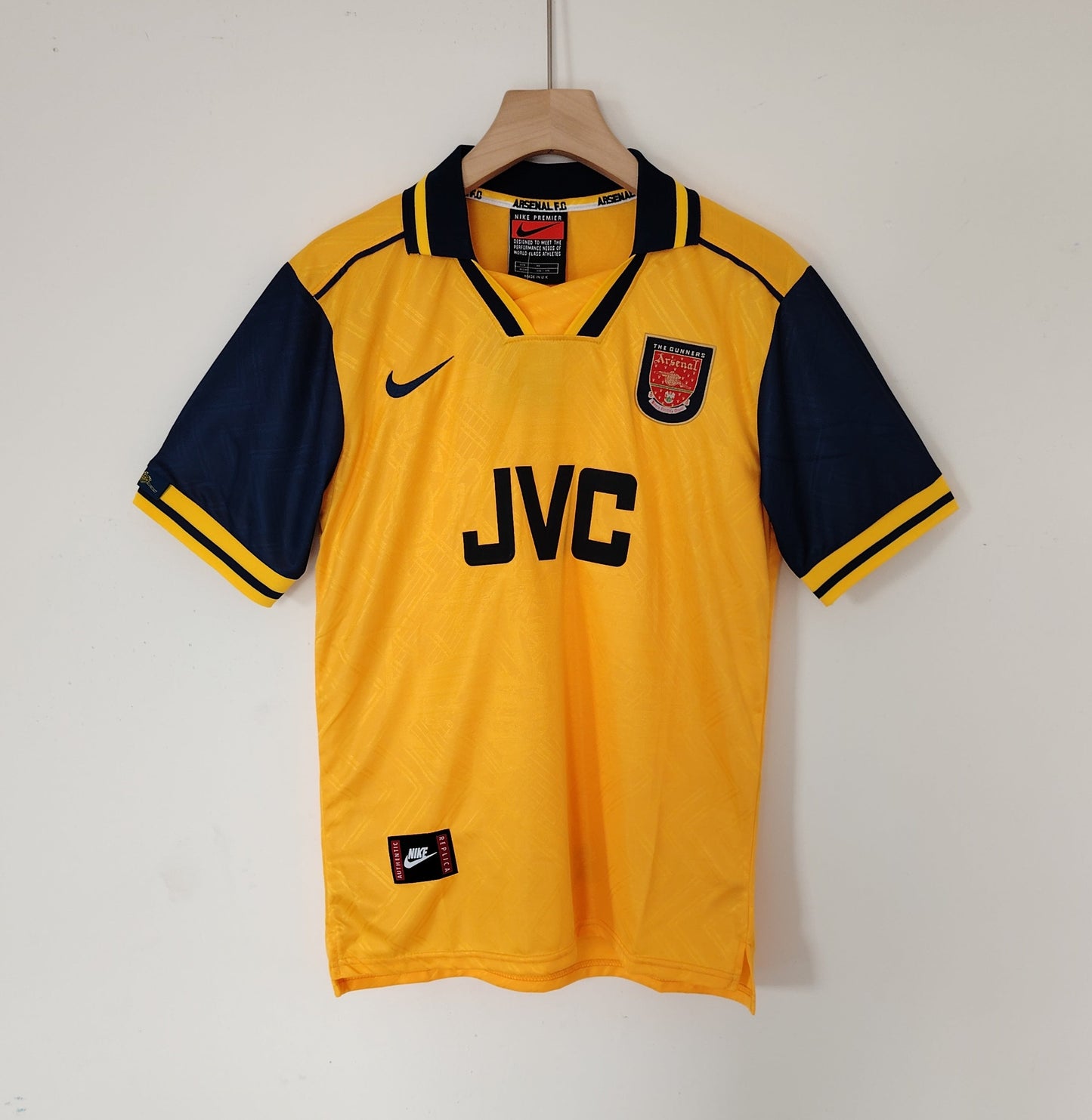 Retro Arsenal 96-97