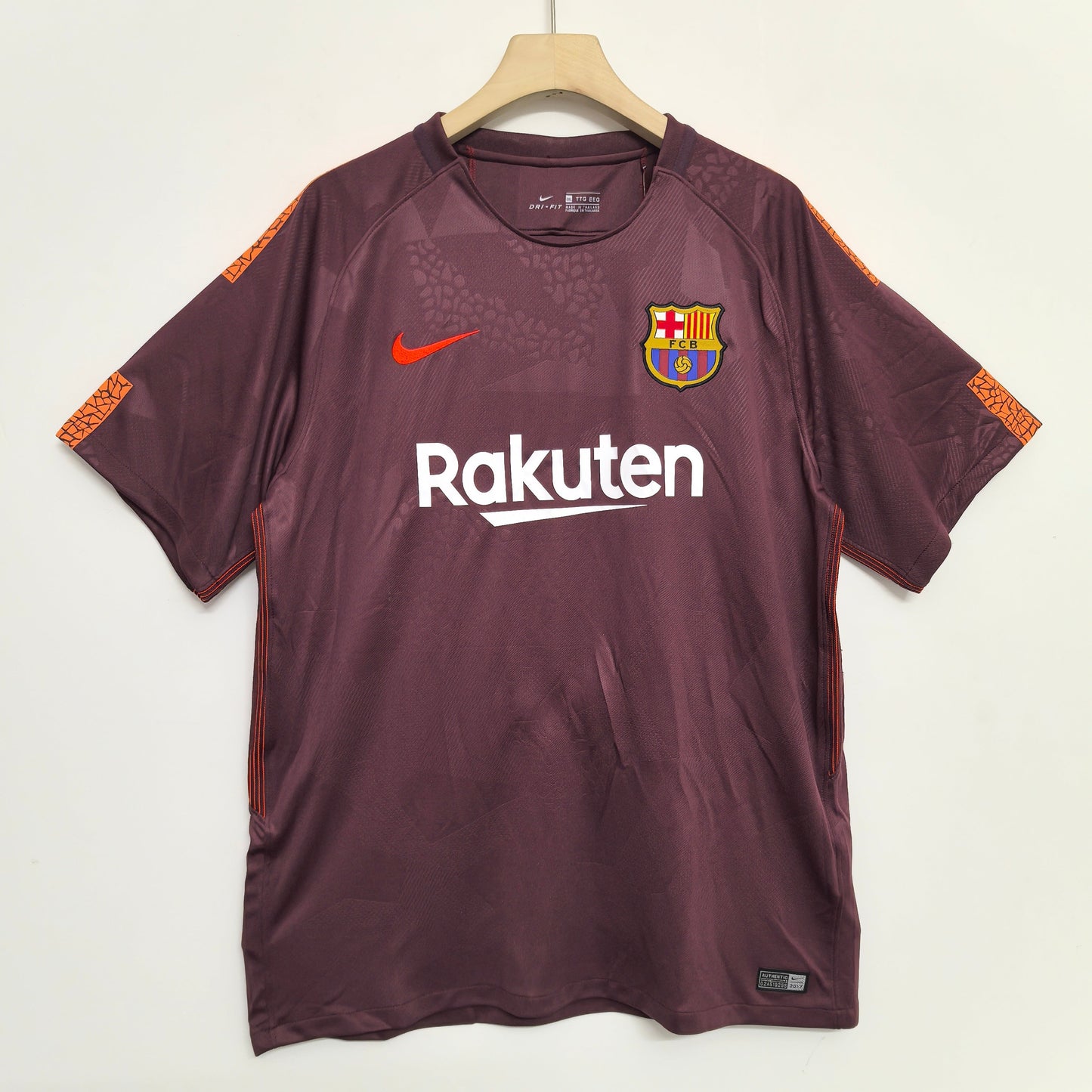 Retro Barcelona 17-18