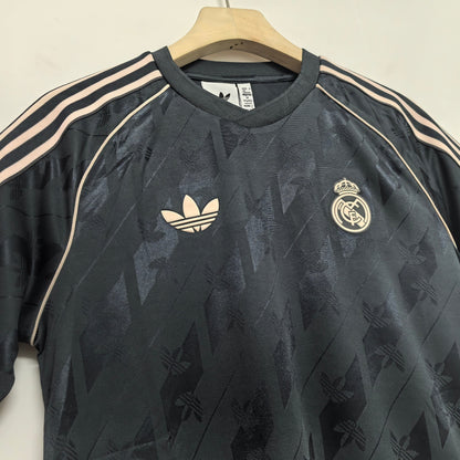 Retro Real Madrid 24-25