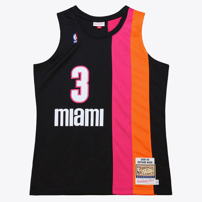 Retro Wade ships in 2-4 weeks