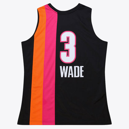 Retro Wade ships in 2-4 weeks