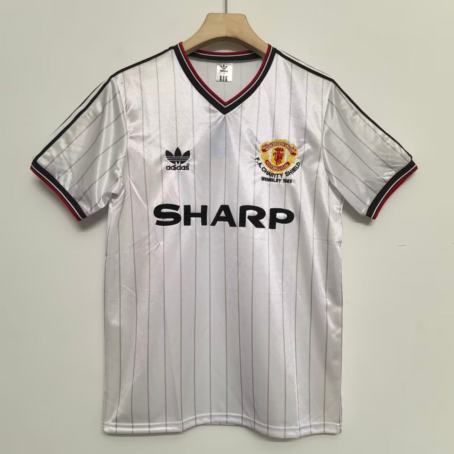 Retro Manchester United 82-83