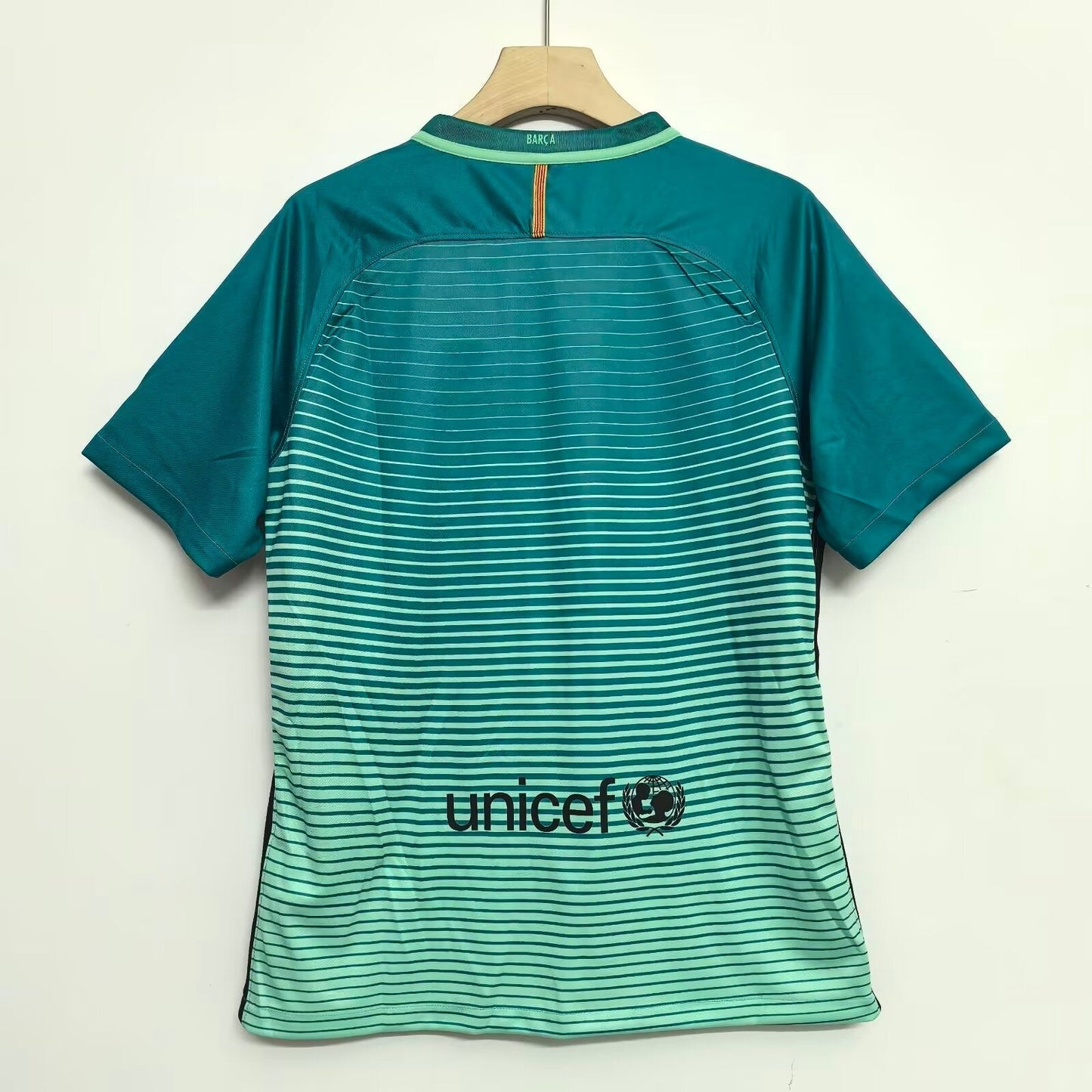 Retro Barcelona 16-17