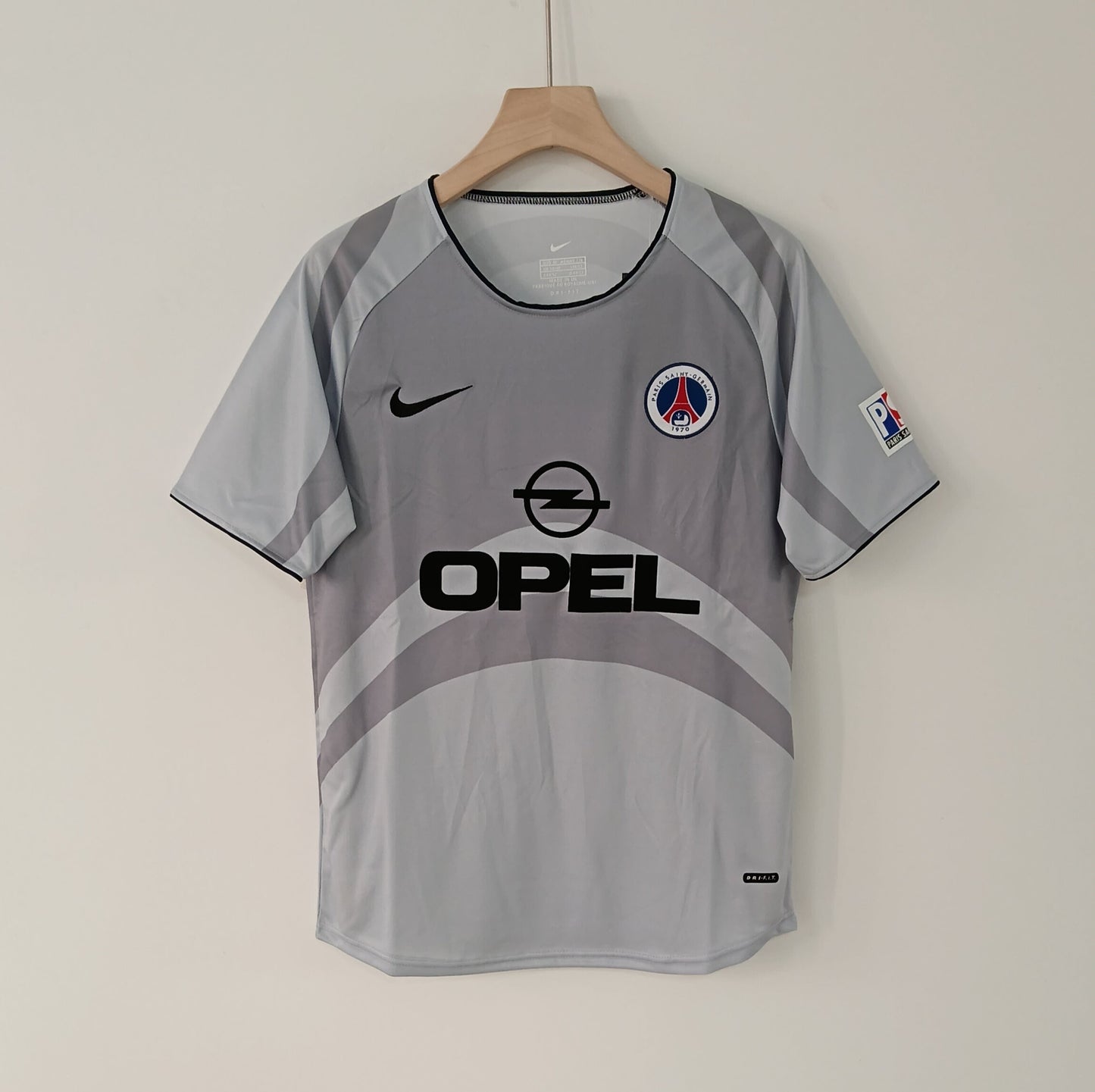 Retro Paris Saint-Germain 01-02