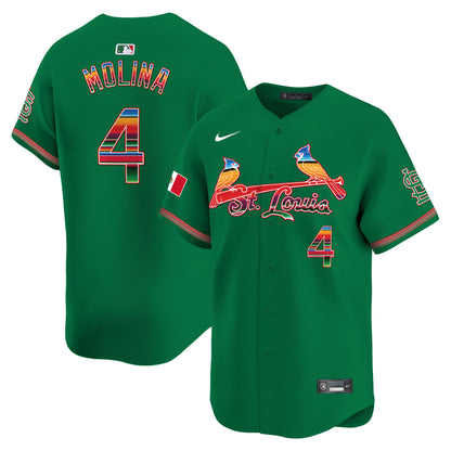 Green - Yadier Molina