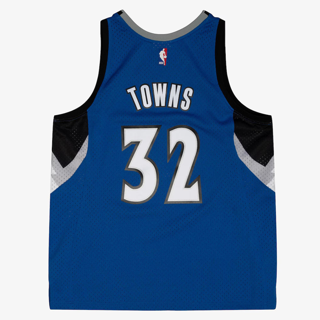 Retro Towns ships in 2-4 weeks