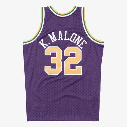 Retro Malone ships in 2-4 weeks