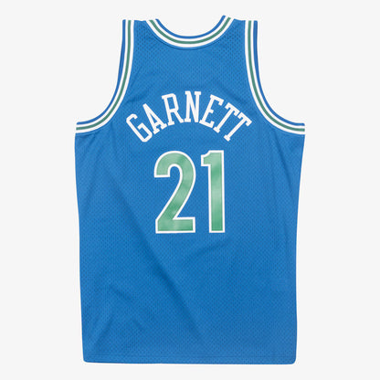 Retro Garnett ships in 2-4 weeks